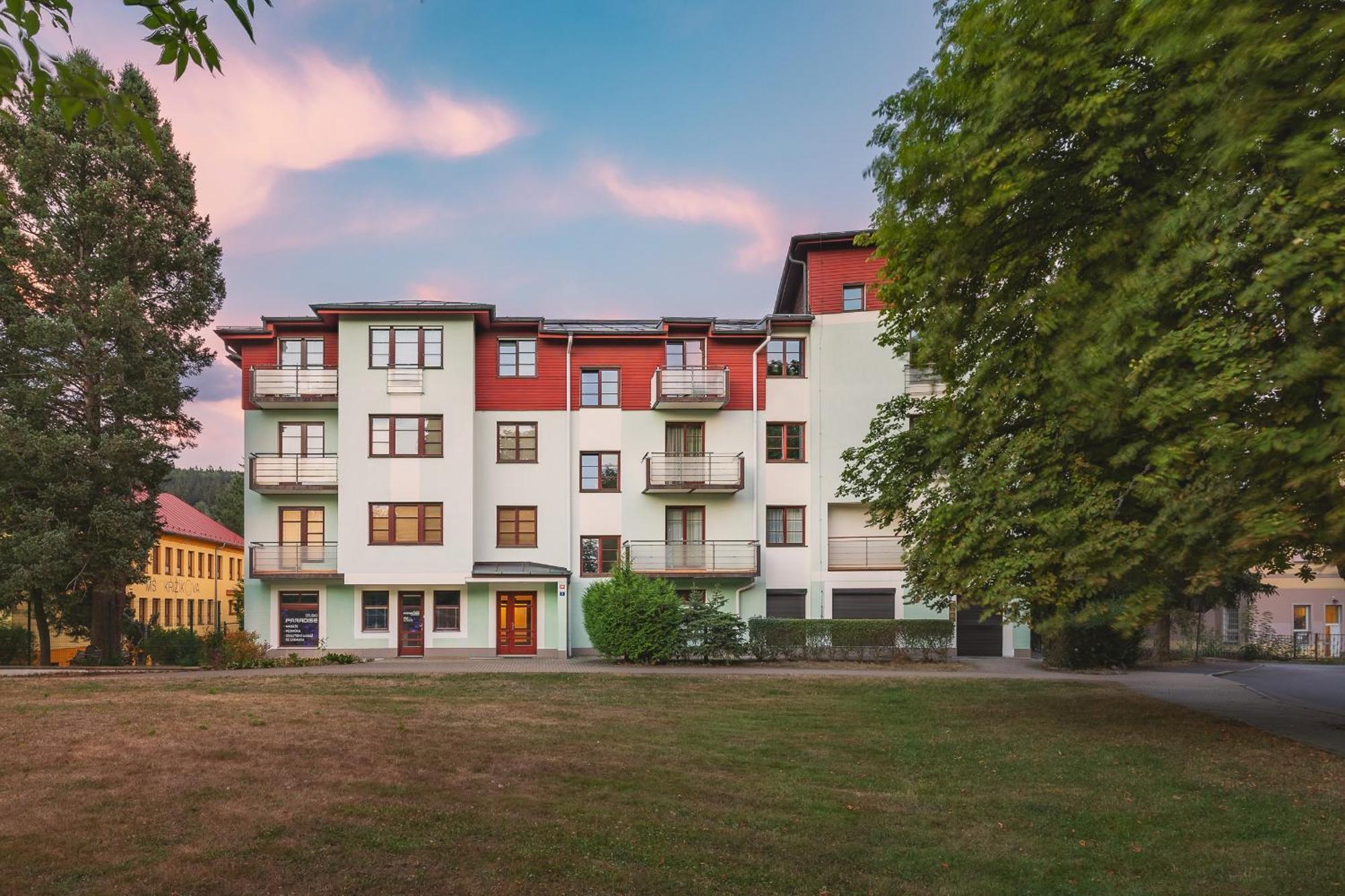 Dv Home Mariánské Lázně Esterno foto